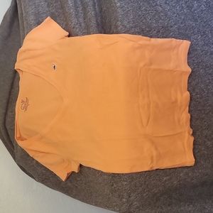 Vinyard Vines (S) orange 🍊 V neck Tshirt